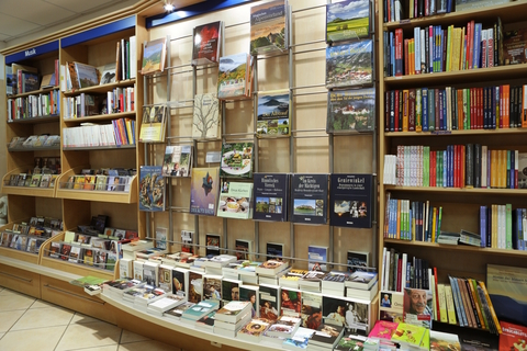 Klosterbuchhandlung wieder geöffnet!: Wir bieten ein großes Angebot an Büchern und CDs